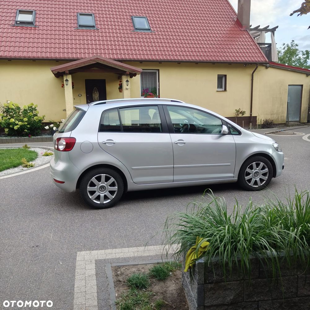 Volkswagen Golf Plus - 9