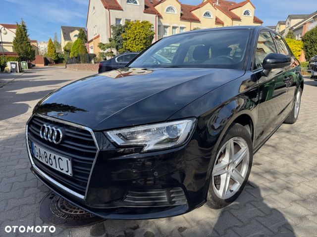 Audi A3 Sportback 1.5 TFSI S tronic - 4