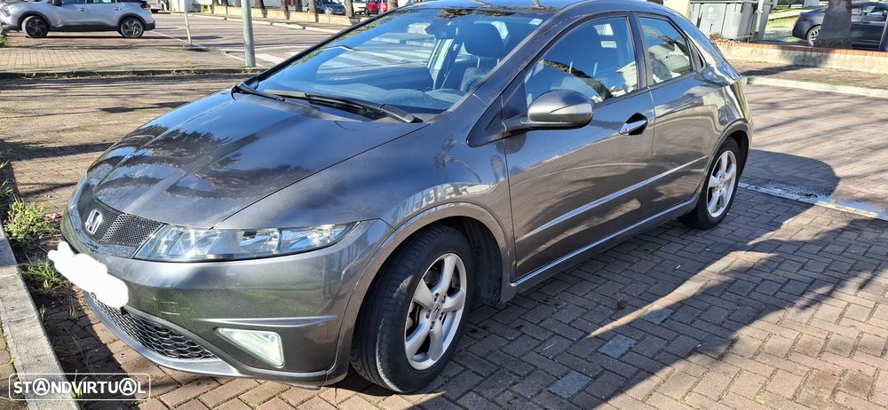 Honda Civic 1.4 i-VTEC Elegance - 2