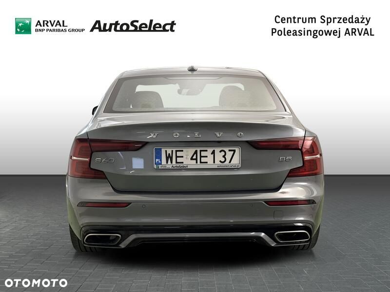 Volvo S60 B5 B AWD R-Design - 6
