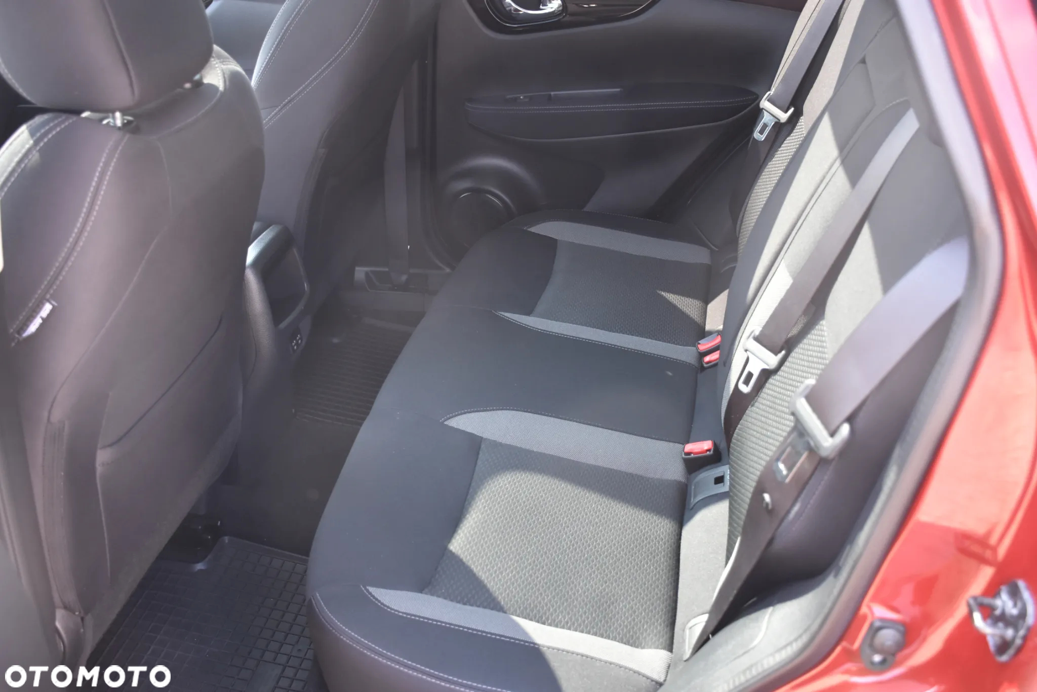 Nissan Qashqai 1.3 DIG-T N-Connecta - 21