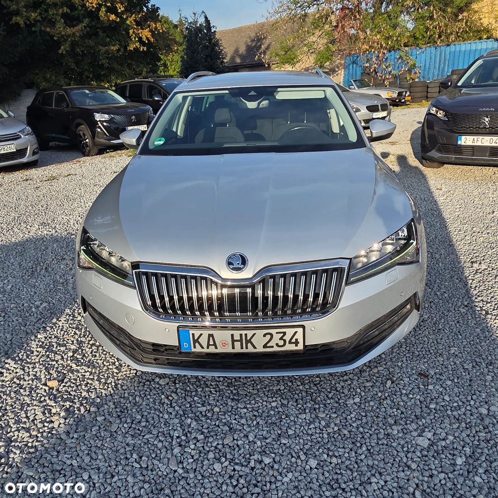 Skoda Superb 2021 photo 2