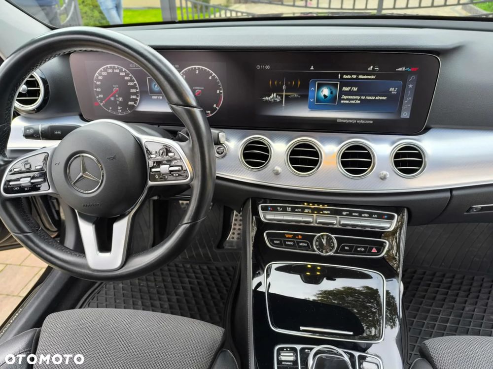 Mercedes-Benz Klasa E 200 d Business Edition 9G-TRONIC - 13