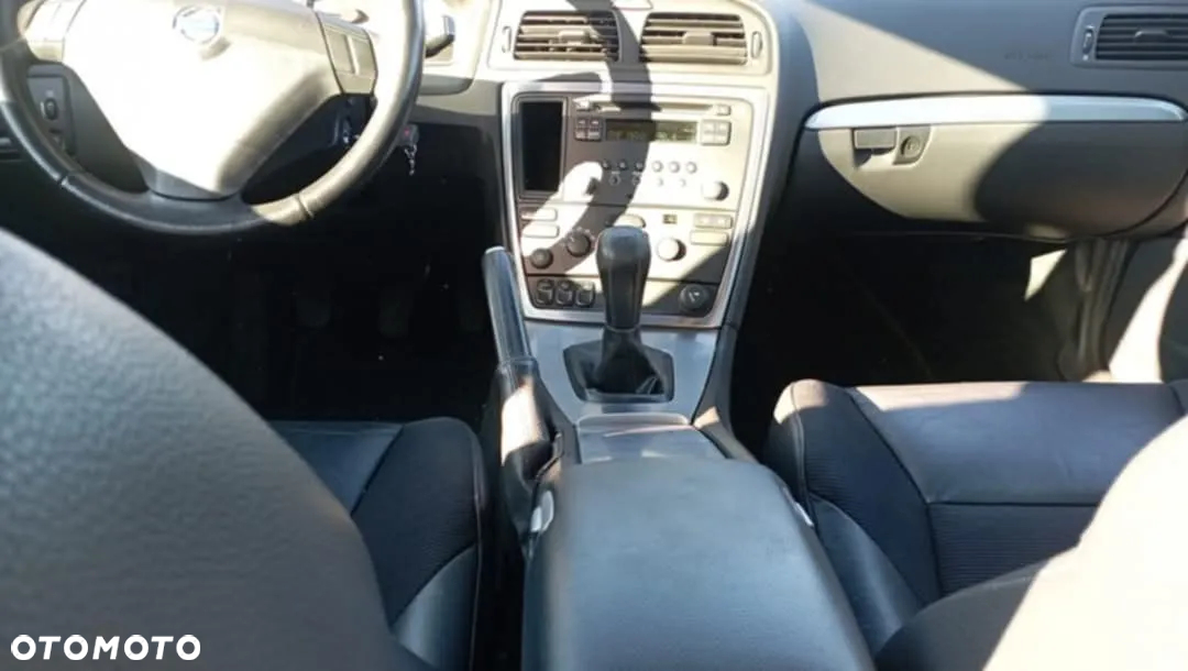Volvo S60 2.4D5 Kinetic - 8