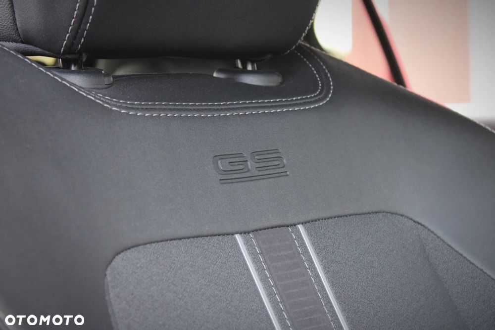 Opel Astra 1.2 T GS S&S - 19