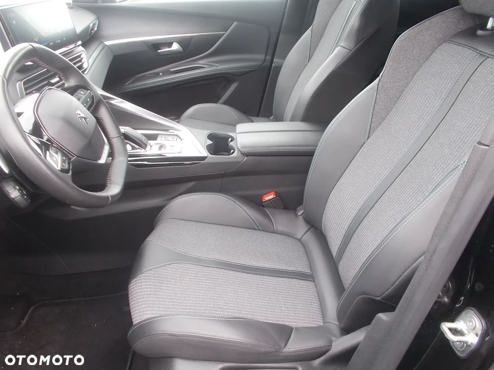 Peugeot 3008 1.2 PureTech Active Pack S&S EAT8 - 12