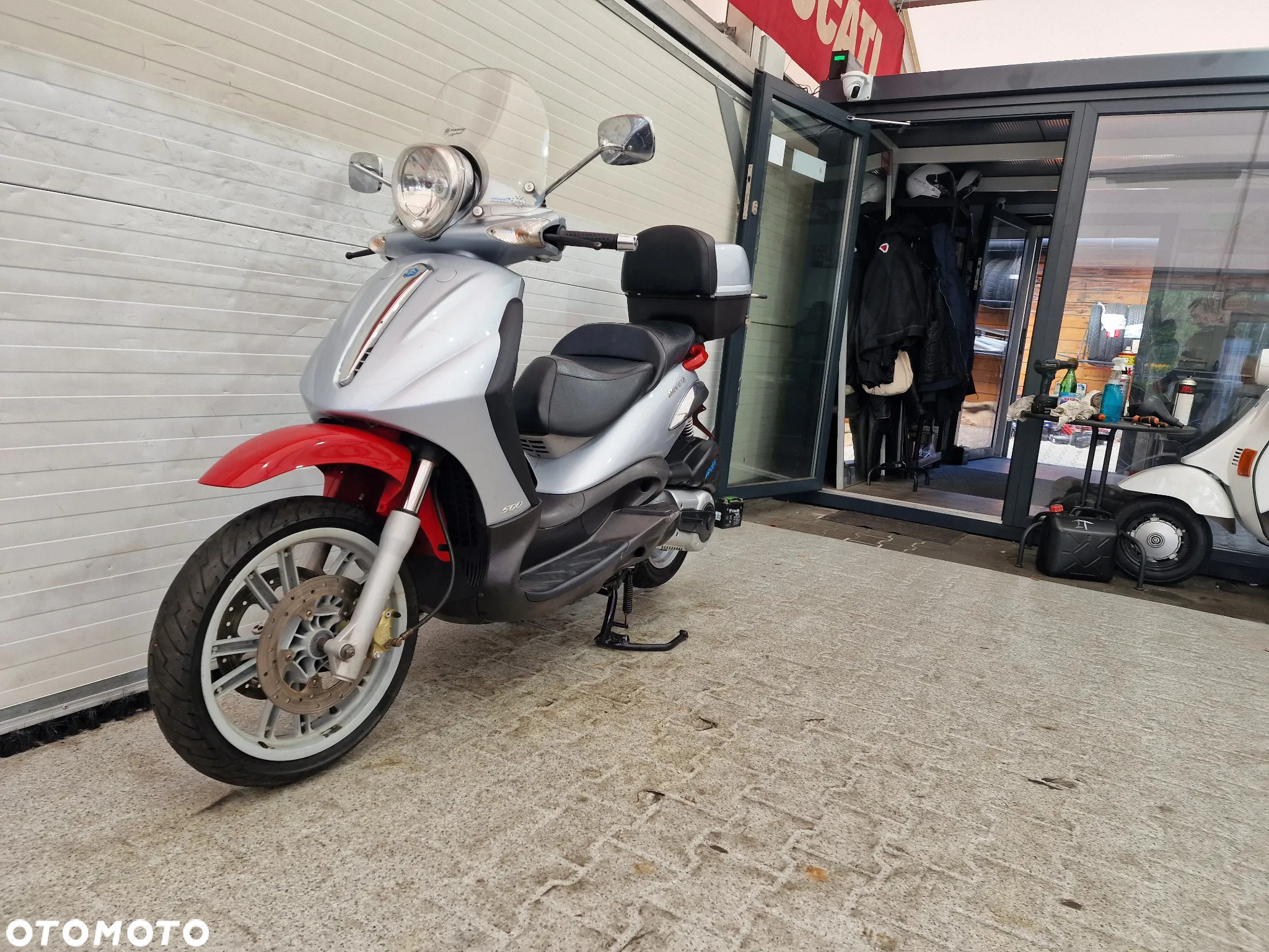 Piaggio Beverly - 2