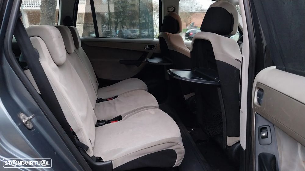 Citroën C4 Grand Picasso 1.6 HDi Confort - 10