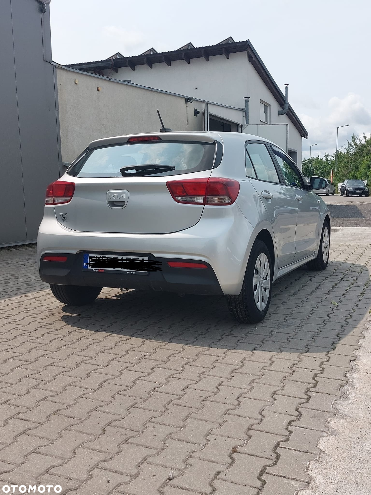 Kia Rio - 2
