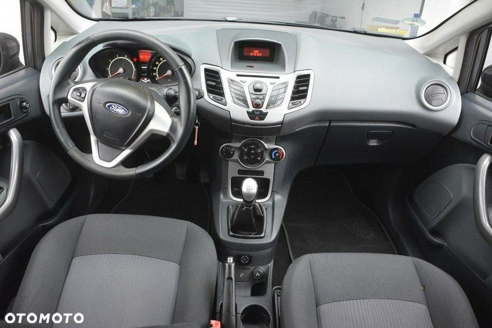 Ford Fiesta 1.25 Trend EU5 - 12
