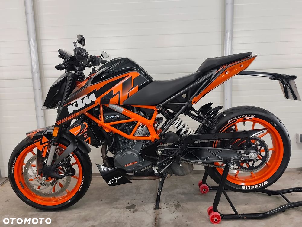 KTM Duke 125 - 9