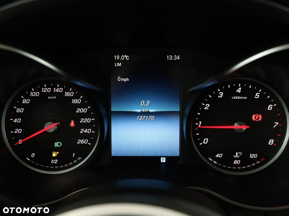 Mercedes-Benz Klasa C 180 9G-TRONIC Avantgarde - 23