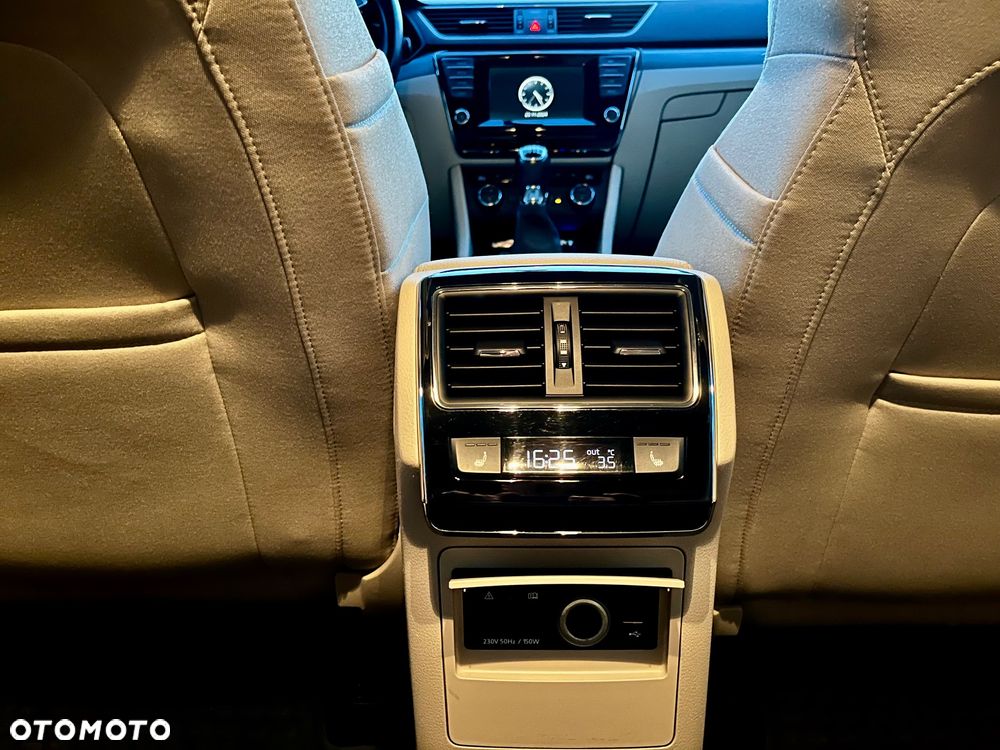 Skoda Superb 2.0 TDI Style - 18