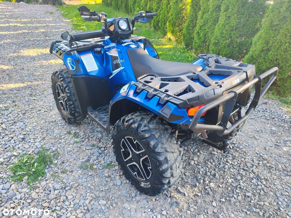 Polaris Sportsman - 8