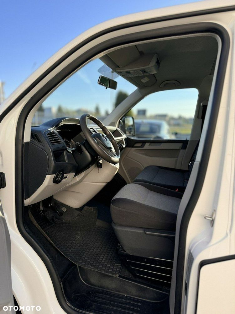 Volkswagen Transporter - 8