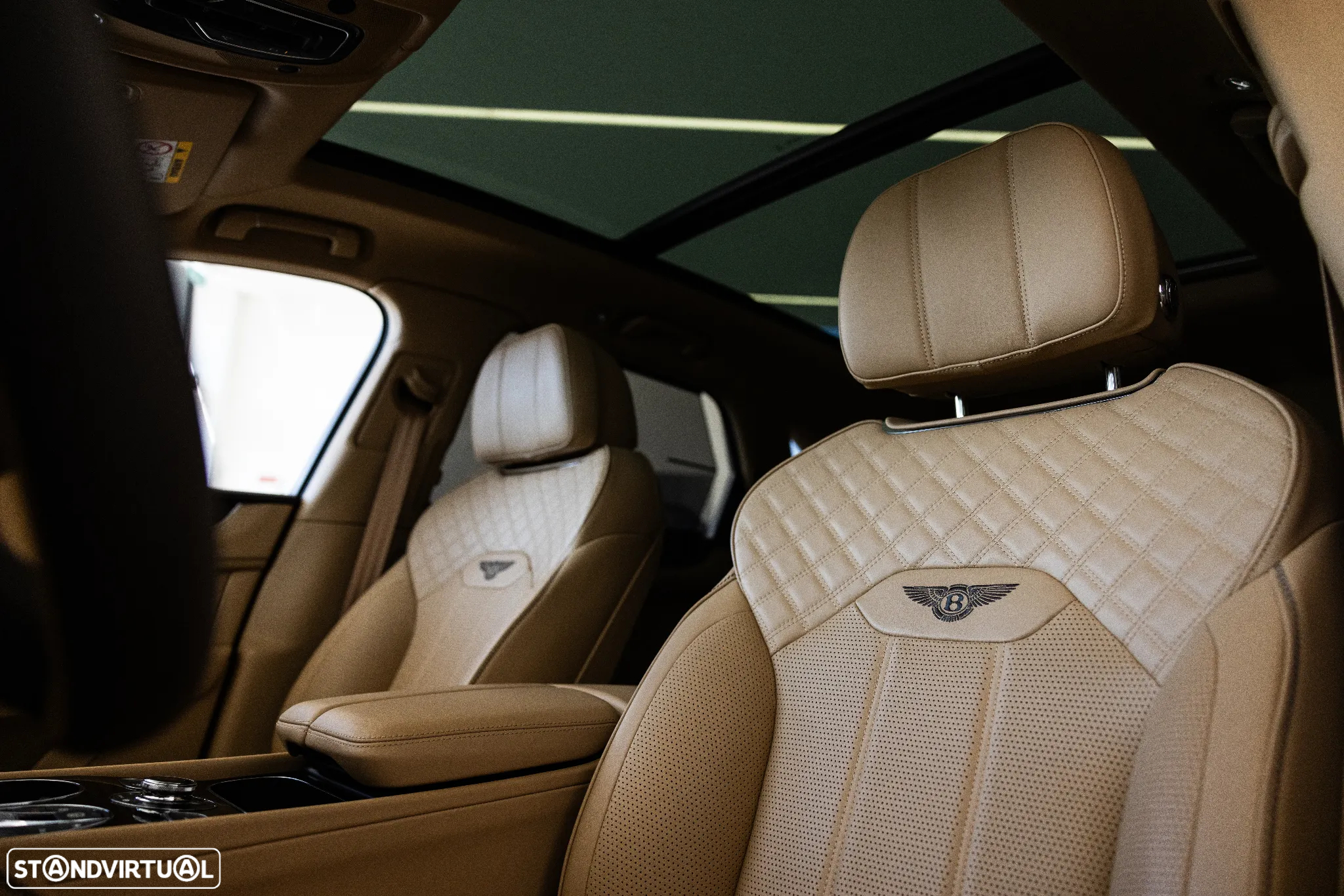 Bentley Bentayga V8 Azure - 21
