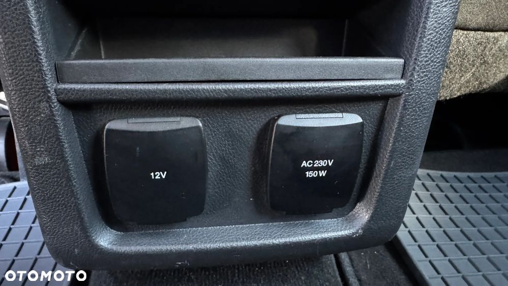 Ford S-Max 2.0 TDCi 4WD Titanium PowerShift - 19