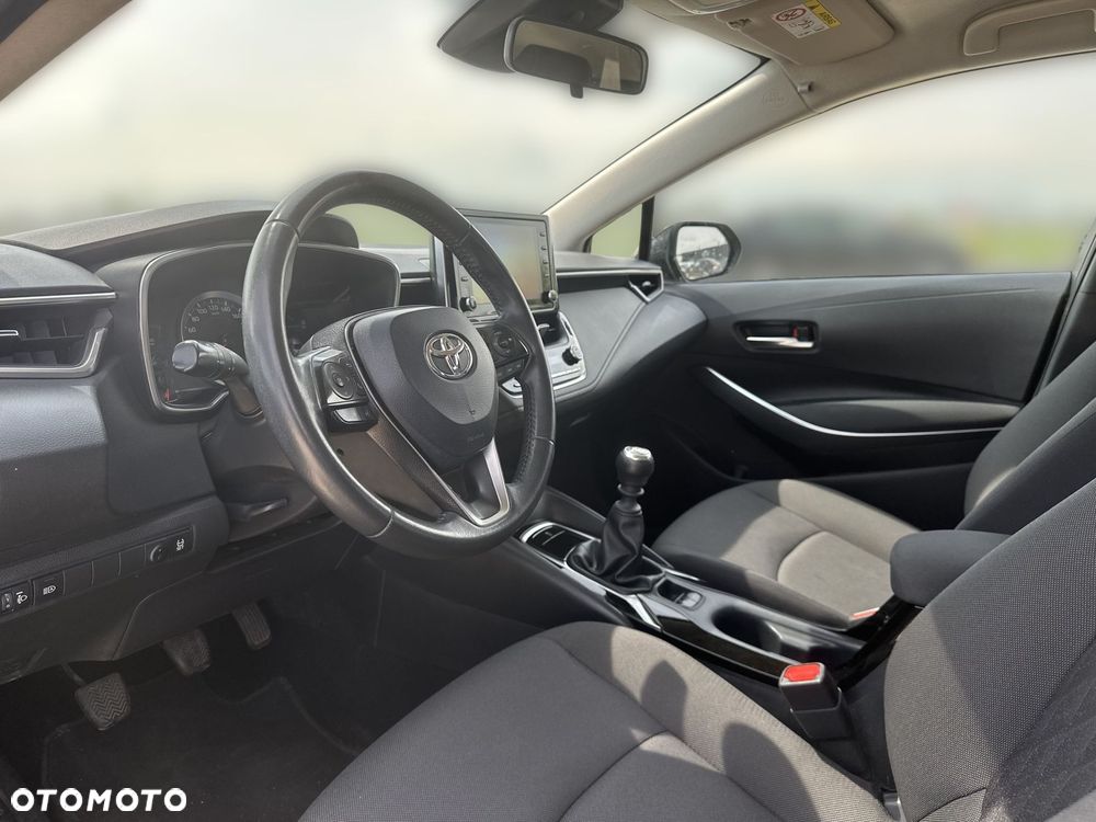 Toyota Corolla - 11