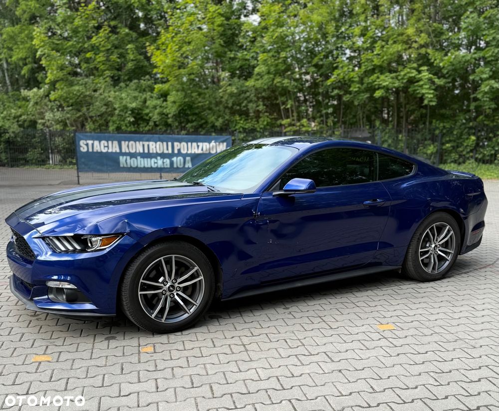 Ford Mustang 2.3 EcoBoost - 11