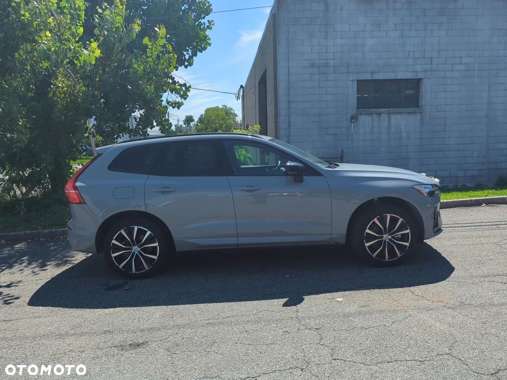 Volvo XC 60 B5 B AWD Geartronic Momentum Pro - 13