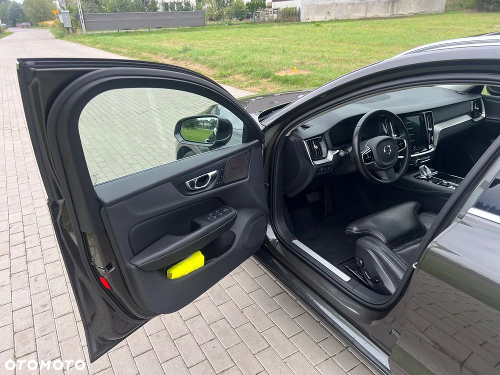 Volvo V60 T6 AWD Recharge Geartronic Inscription Expression - 13