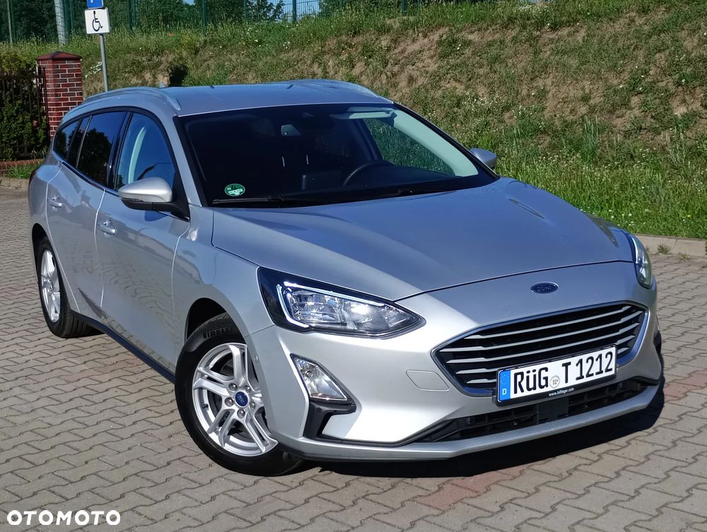 Ford Focus 1.5 EcoBlue Start-Stopp-System TITANIUM STYLE - 2