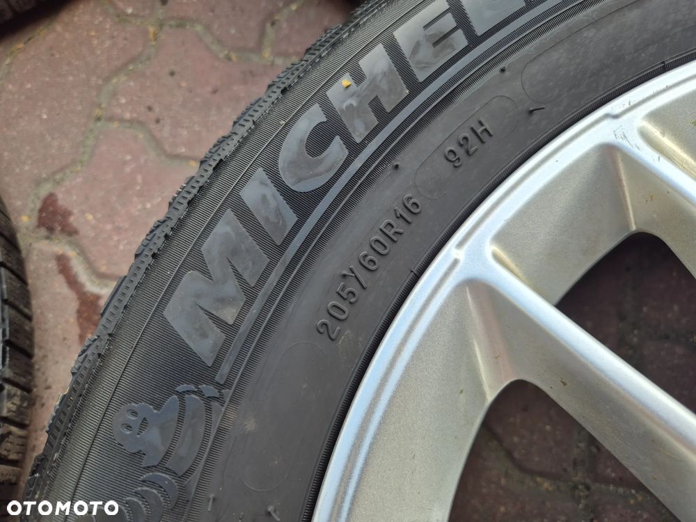 KOŁA FELGI OPONY ZIMOWE 205/60/16   MERCEDES B KLASA W247 W177  Michelin 2025  5x112  et44 - 20