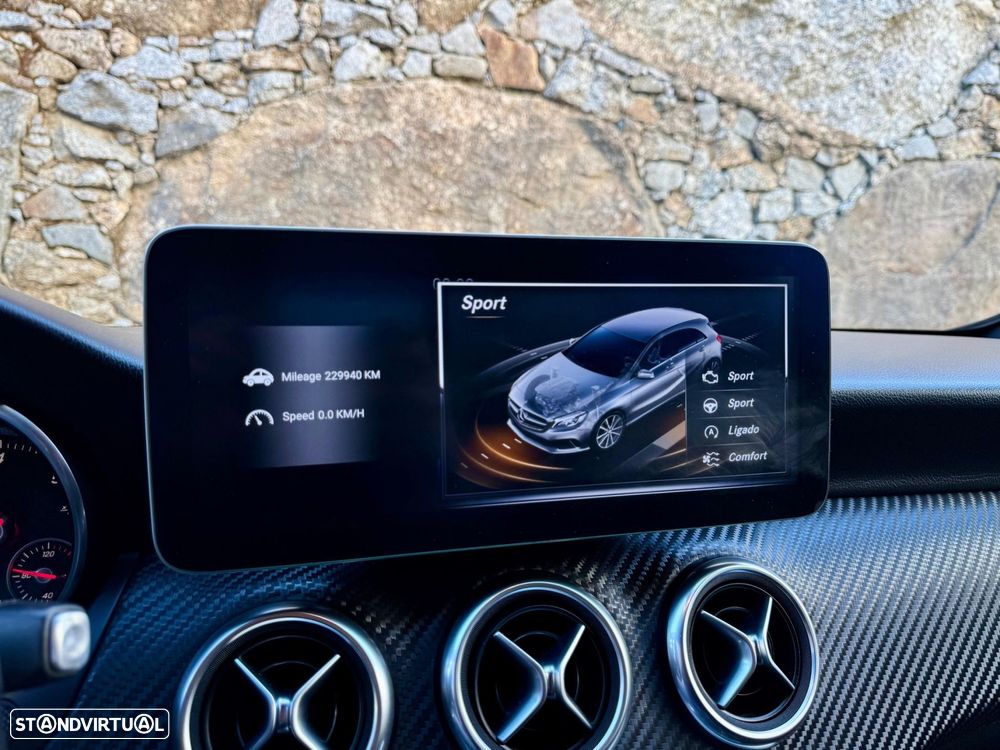 Mercedes-Benz A 180 d AMG Line Aut. - 52