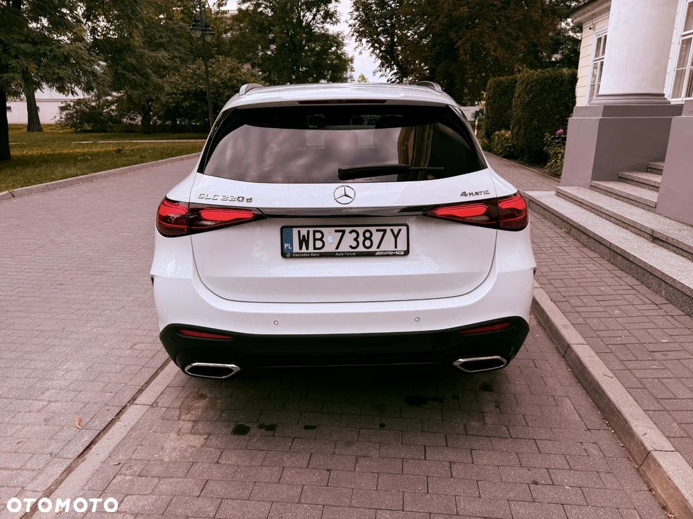 Mercedes-Benz GLC 220 d mHEV 4-Matic AMG Line - 10