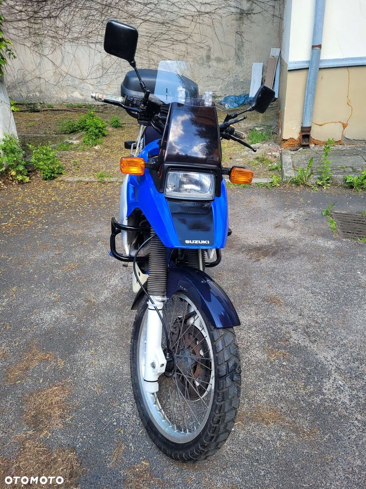 Suzuki DR - 12