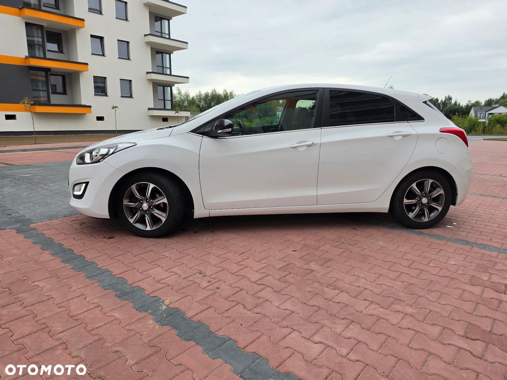 Hyundai i30 1.6 GDI BlueDrive Premium - 22