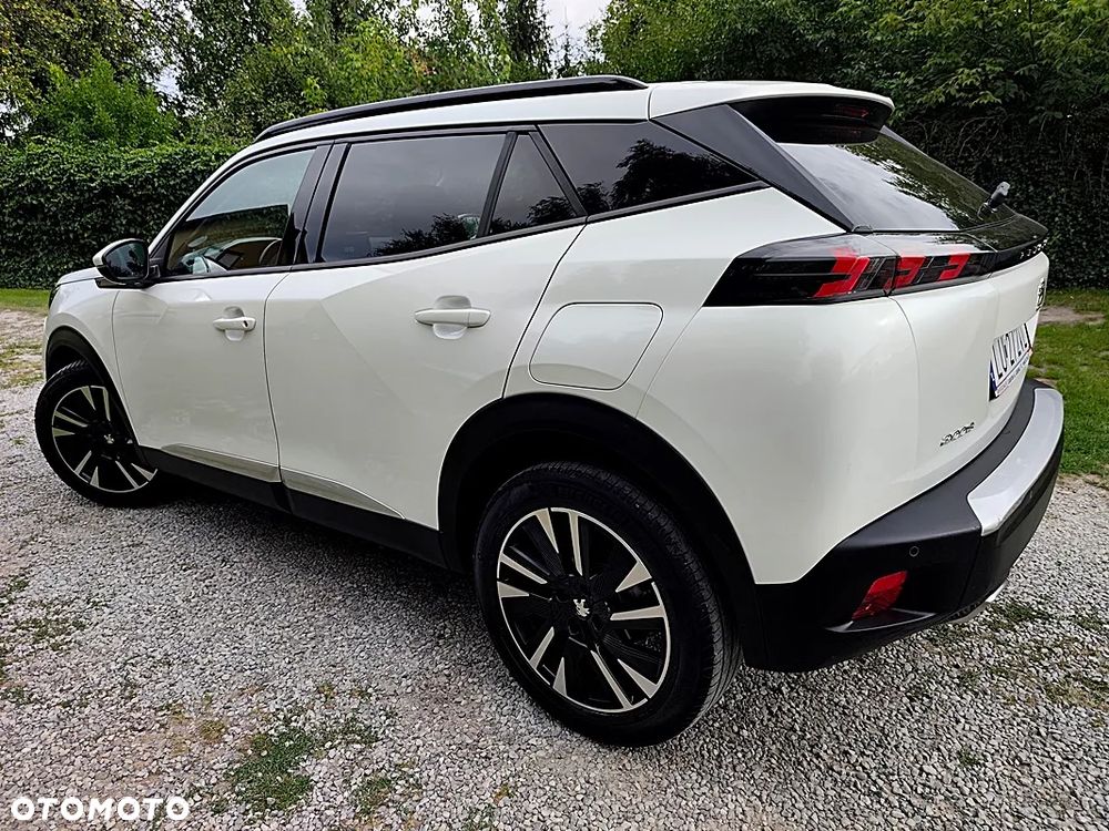 Peugeot 2008 PureTech 130 EAT8 Active Pack - 5