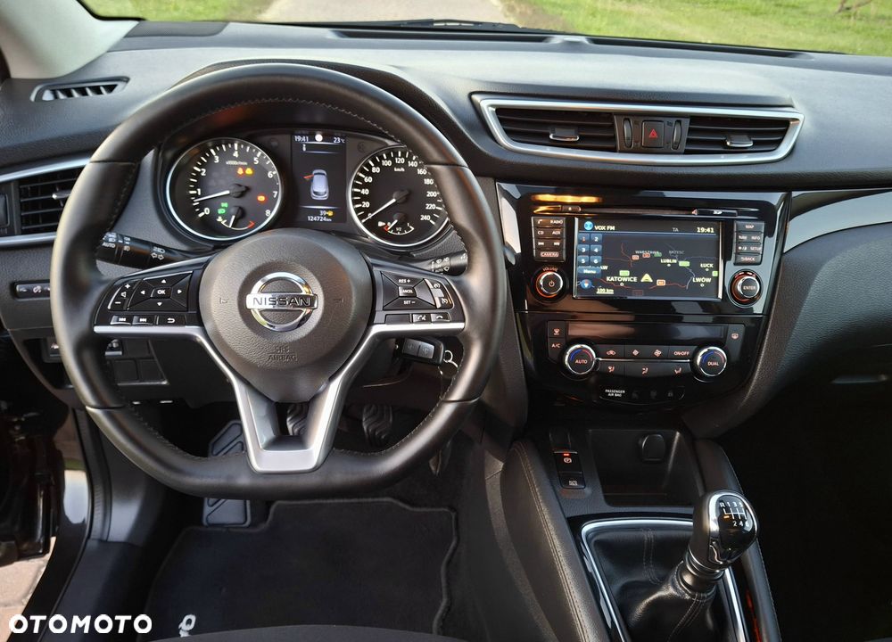 Nissan Qashqai 1.6 DIG-T N-Connecta - 21