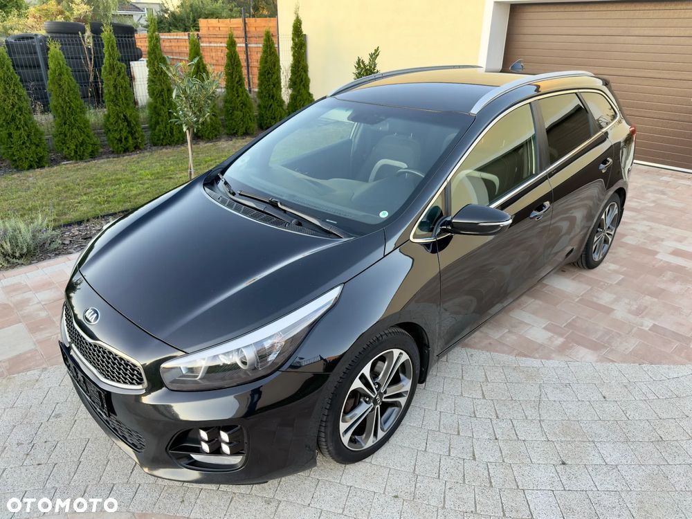 Kia Ceed Cee'd 1.6 CRDi GT Line - 1