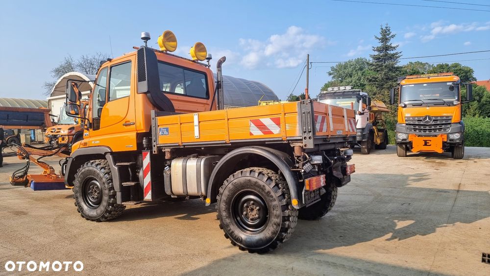 Mercedes-Benz UNIMOG U300 405/10 - 5