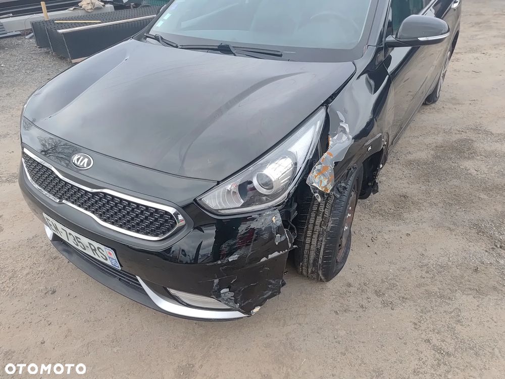 Kia Niro 1.6 GDI 2WD Vision - 19