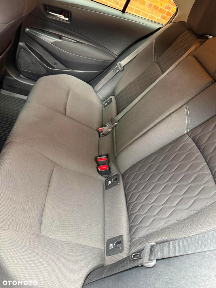 Toyota Corolla 1.6 Comfort - 12