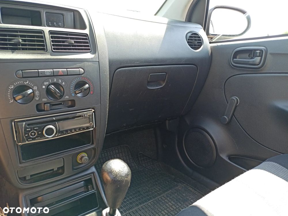 Daihatsu Cuore - 12