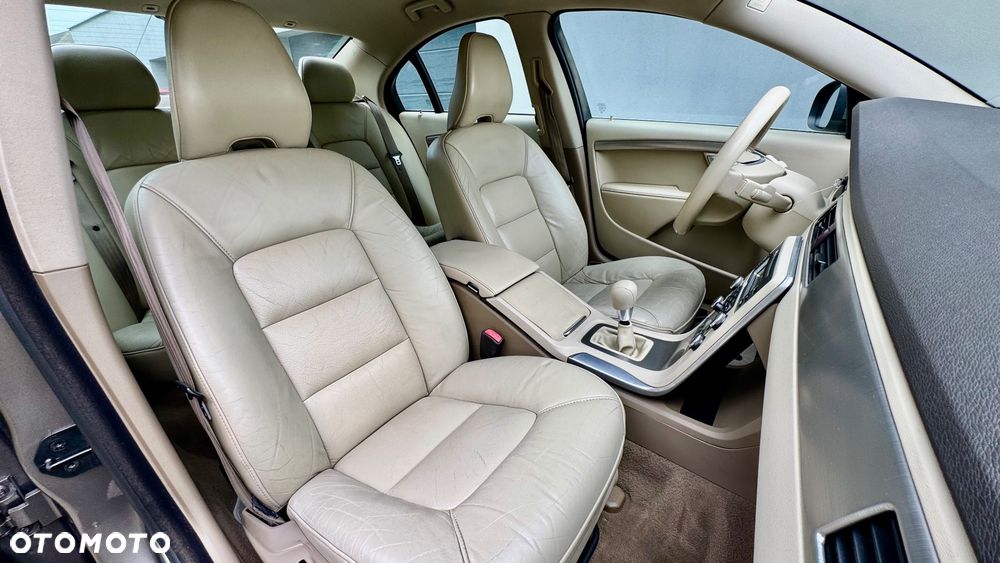 Volvo S80 2.0D Momentum - 20