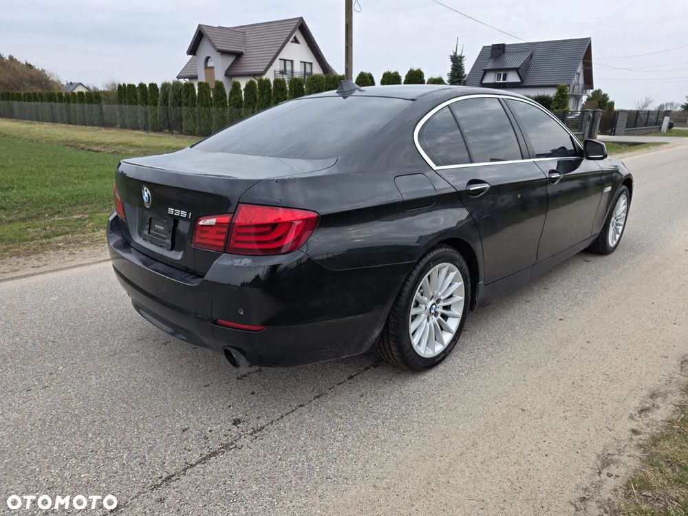 BMW Seria 5 535i Sport-Aut - 3