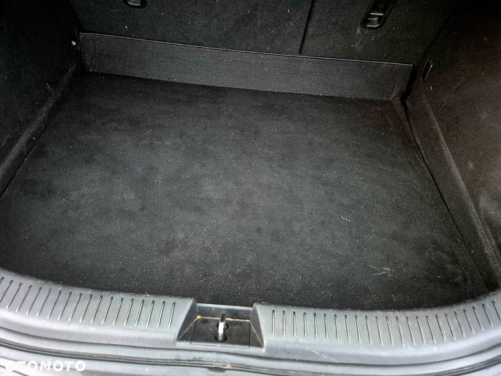 Mazda 3 1.6 Sport Active - 26