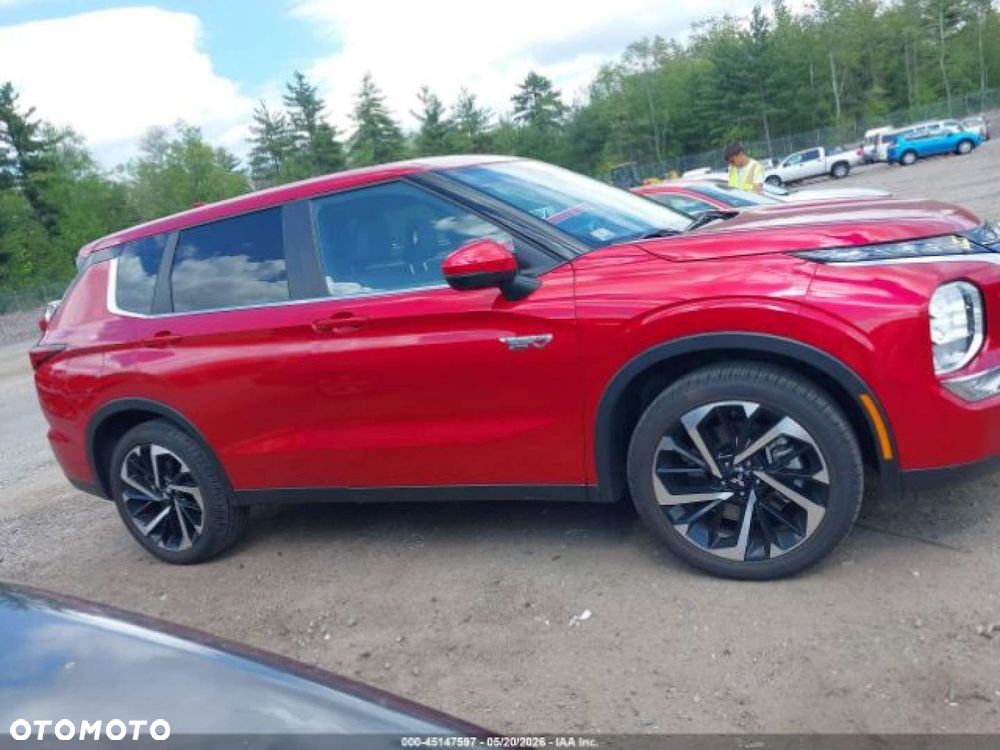 Mitsubishi Outlander - 5