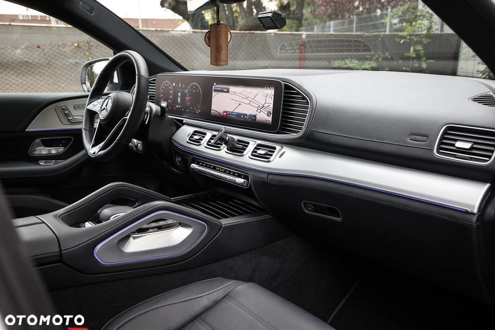 Mercedes-Benz GLE - 31