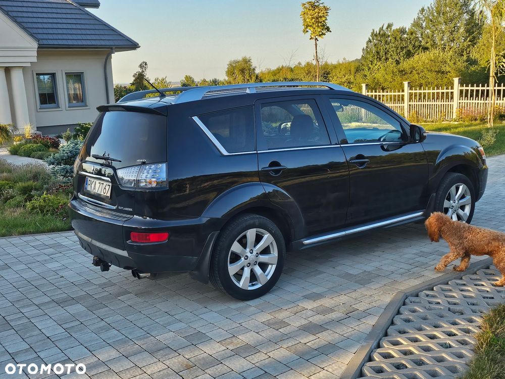 Mitsubishi Outlander 2.0 DID Intense - 4