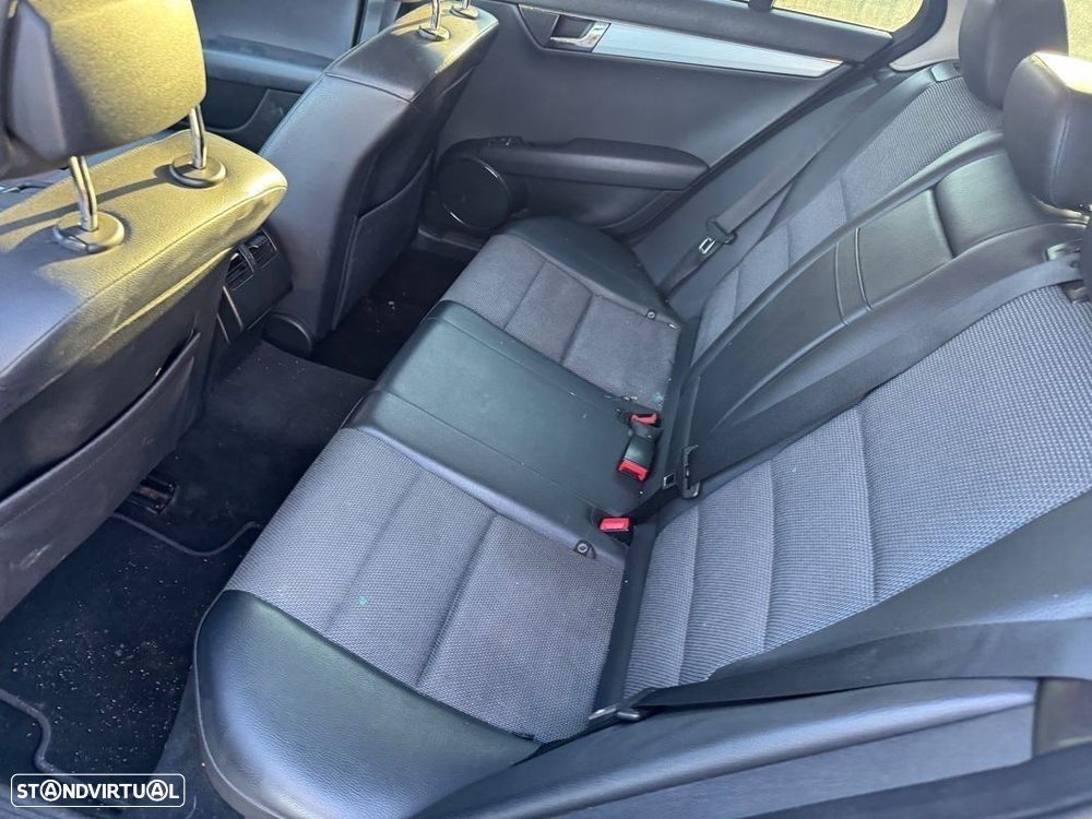 Mercedes-Benz C 200 CDi Avantgarde Aut. - 31