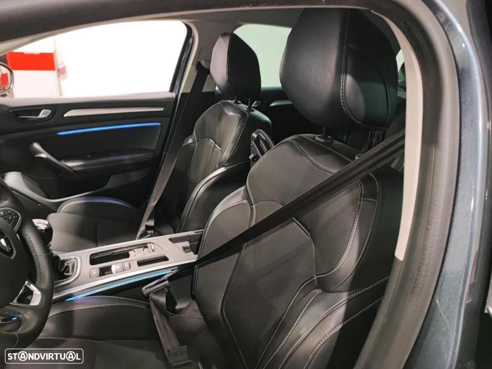 Renault Mégane Sport Tourer 1.5 Blue dCi Intens - 5