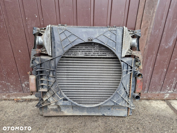 IVECO DAILY 2.8HPI 00-06 KOMPLET CHŁODNICA WODY  INTERCOOLER