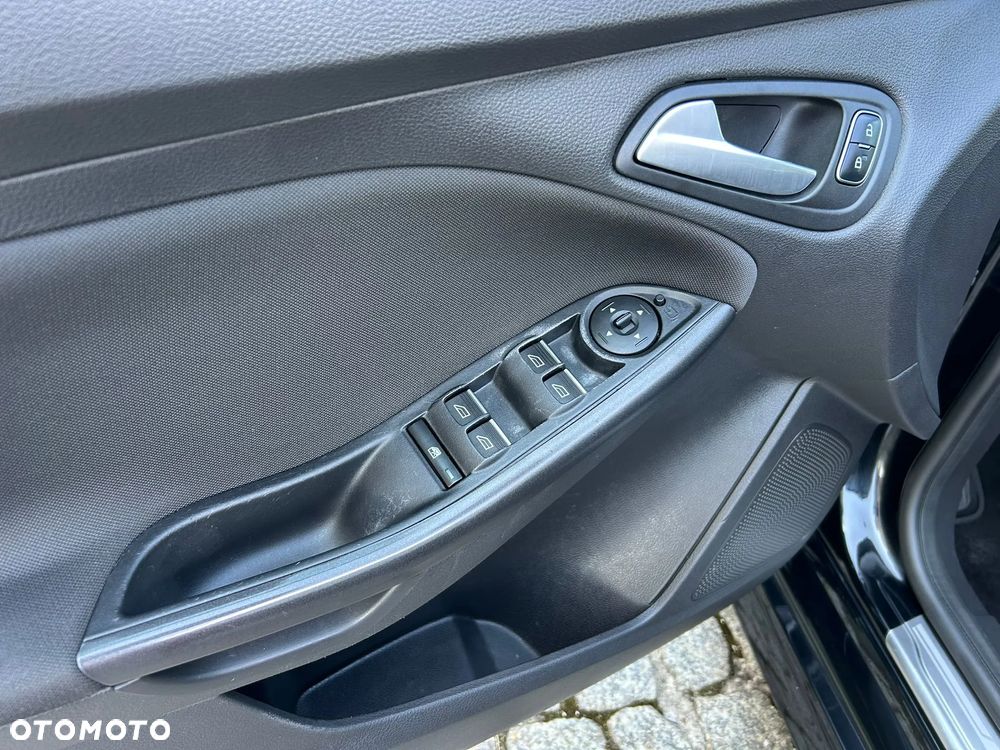 Ford Focus 1.5 EcoBoost STart-Stopp-System ST-Line - 18