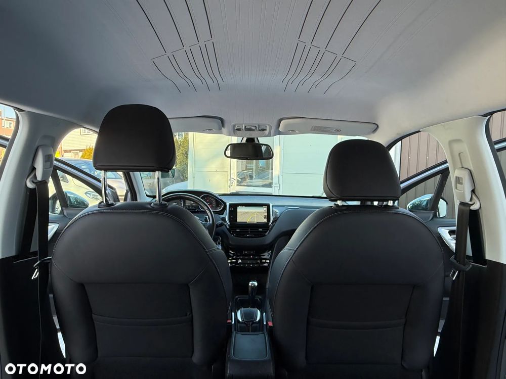 Peugeot 2008 PureTech 82 ETG5 STOP&START Allure - 14