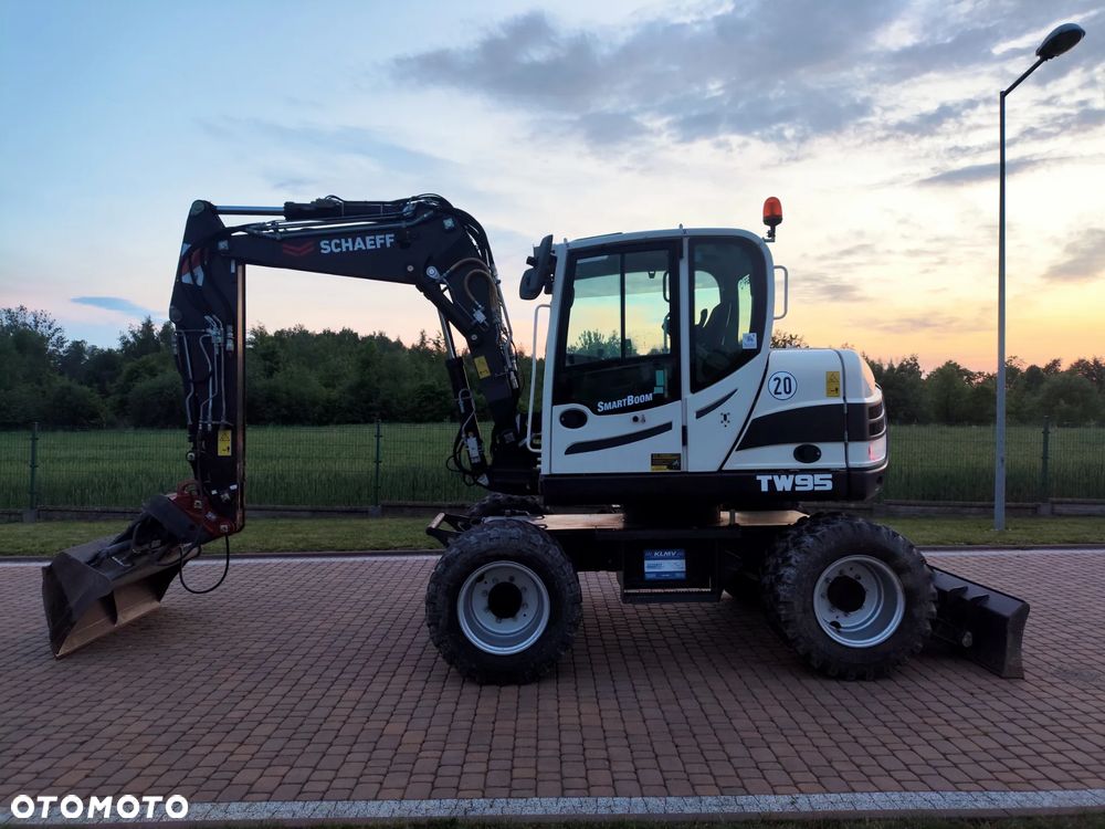 Schaeff TEREX / TW 95 / JAK NOWA /BEZ DPF I ADBLUE / 4000 MTG / KOPARKA KOŁOWA - 2